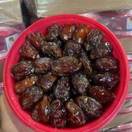 کشمش چرخ شده ، خرما بدون هسته ، ضایعات خرما ، مخمر ، اسانس