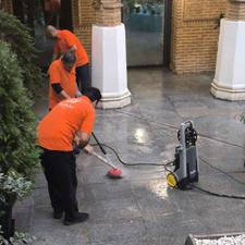 استخدام نیرو نظافت در پاساژ