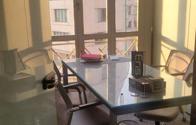 اجاره یک اتاق مبله (پارتیشن شیشه ای) با حفظ کامل حریم خصوصی