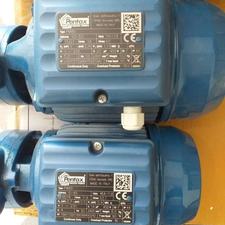 پمپ آب منبع آب