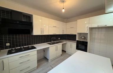 اجاره آپارتمان 95 متر در آجودانیه