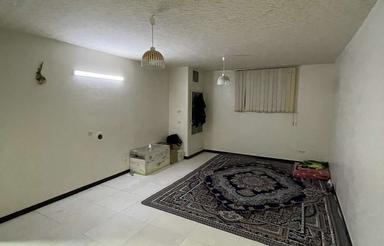 اپارتمان 75متری دو نبش شهرک گلدیس شاهین شهر