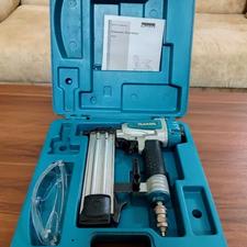 میخکوب بادی ماکیتا ژاپن مدل AF505