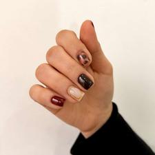 خدمات حرفه ای ناخن باهزینه مواد