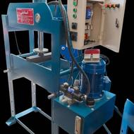 پرس هیدرولیک 30 تن برقی پرس کارگاهی