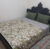 تخت و میزآرایش