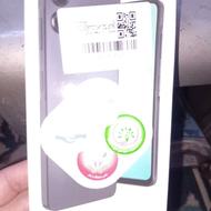 موبایل .دارای همه لوازم اورجینال