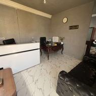 منشی خانم جهت کار در دفتر انبار چوب