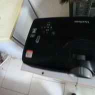 پروژکتور استوک infocusبا لامپ نو(دیوا گستر)