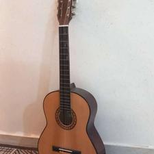 گیتار در حد نو