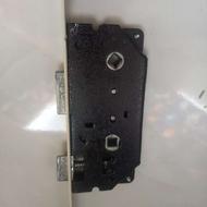 قفل درب حمام