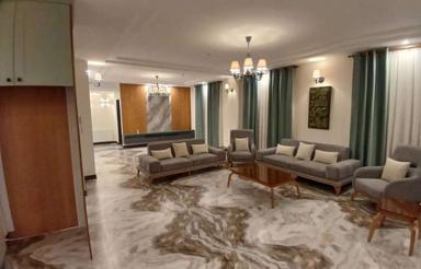 ویلا 330 متری دوطبقه مجزا آسانسوردار در فاز5 اندیشه