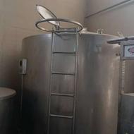مخزن استیل نگهداری 5تن دوجداره همزن بالا
