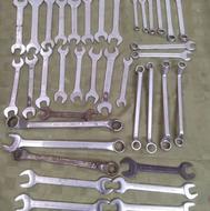 تعدادی آچار نو وکینه 37 عدد