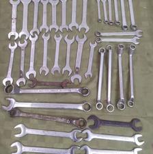 تعدادی آچار نو وکینه 37 عدد