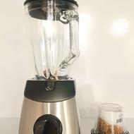 مخلوط کن به همراه آسیاب