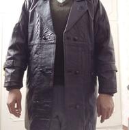 پالتو چرم طبیعی بسیار سالم وتمیز