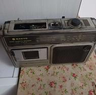 رادیو قدیمی