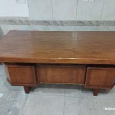 میز تحریر و کار