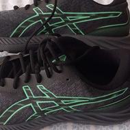 کفش کتانی خارجی