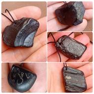 آویز های سنگ شوه یا شبق اصل