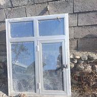 پنجره آلمینیومی همراه باشیشه های سالم