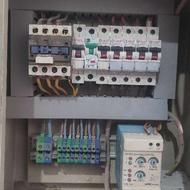 محافظ صنعتی 7 خروجی