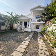 ویلا نیم پیلوت کلاسیک 260متری/ مستقل / مدارک دار