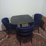 میزو صندلی کاملا نو رستورانی