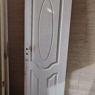 4 عدد درب کارکرده سرویس بهداشتی و حمام