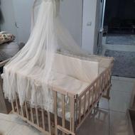 گهواره دوقلو چوبی با کارکرد بسیار پایین.کاملا سالم