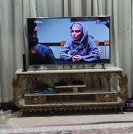 میز تلویزیون در حد نو