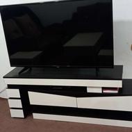 میز تلوزیون