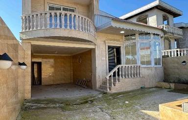 فروش ویلا 200 متری با 140 متر بنا سه خواب سند تکبرگ لشت نشا