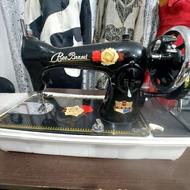 چرخ خیاطی فقط راسته میدوزه بدون دینام