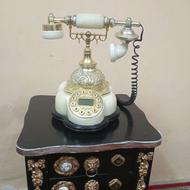 تلفن سلطنتی آنتیک