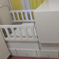 تخت نوزاد و کودک وکیوم با به همراه تشک برند رویال