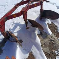 گاو آهن سه خیش