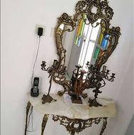 آیینه و شمعدون برنزی سیاه قلم باکنسول