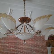 لوستر اتاق پذیرایی شیک و زیبا