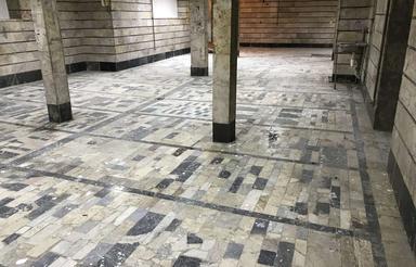 200 متر زیرزمین