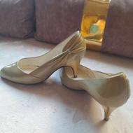 کفش پاشنه بلند زنانه