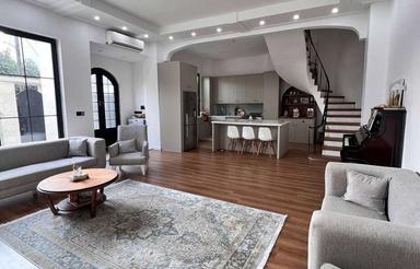 ویلا کاخ تریبلکس شهری فول امکانات نزدیک استخر / نوساز