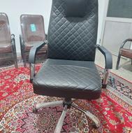 صندلی مدیریتی چرمی شیک و مرغوب