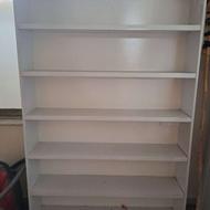 کمد ایستاده