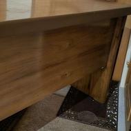 میز تحریر چوبی