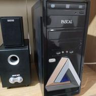 کامپیوتر همراه با باند کیبورد مانیتور موس و باند