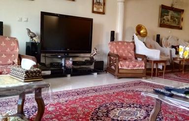 خانه ویلایی دوطبقه با سوییت طبقه دوم در شهرک ویلایی