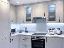 ساخت و تعمیر تخصصی انواع کابینت ( تولیدی شرکتی ) در شیپور