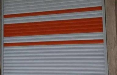 45 متر تجاری